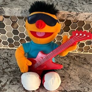 Hasbro Sesame Street Guitar Playing Ernie Plush